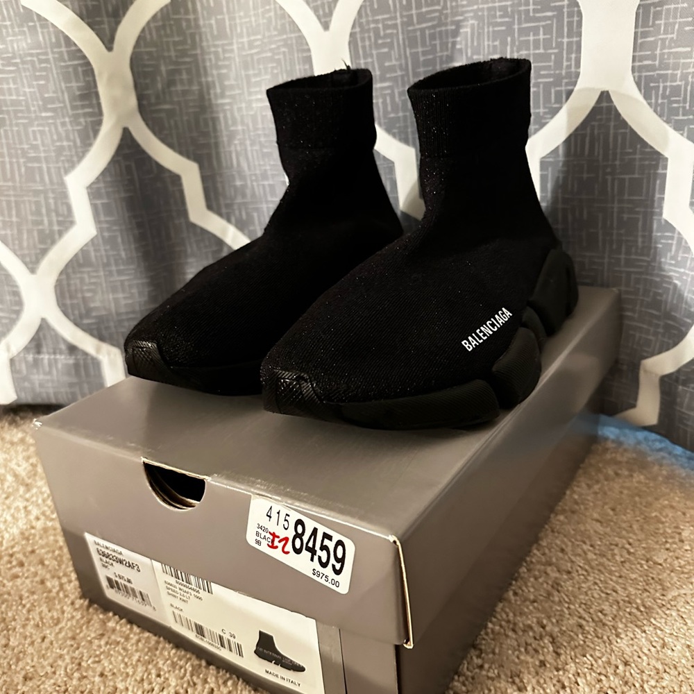 Balenciaga speed sneaker. Women US size 9 EU 39